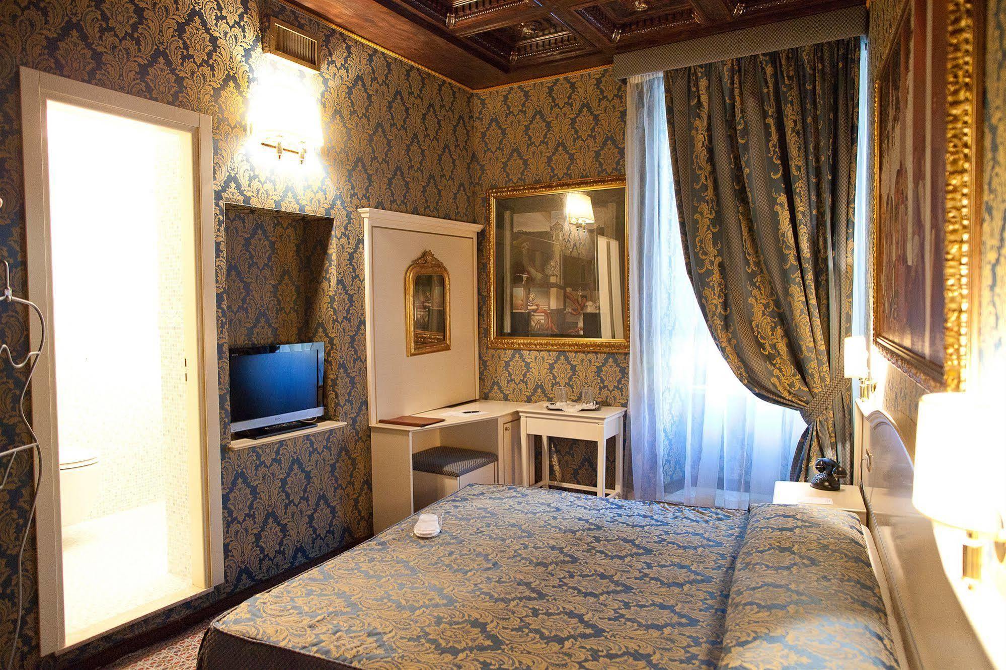 Residenza Canova Tadolini - Guesthouse Roma Dış mekan fotoğraf